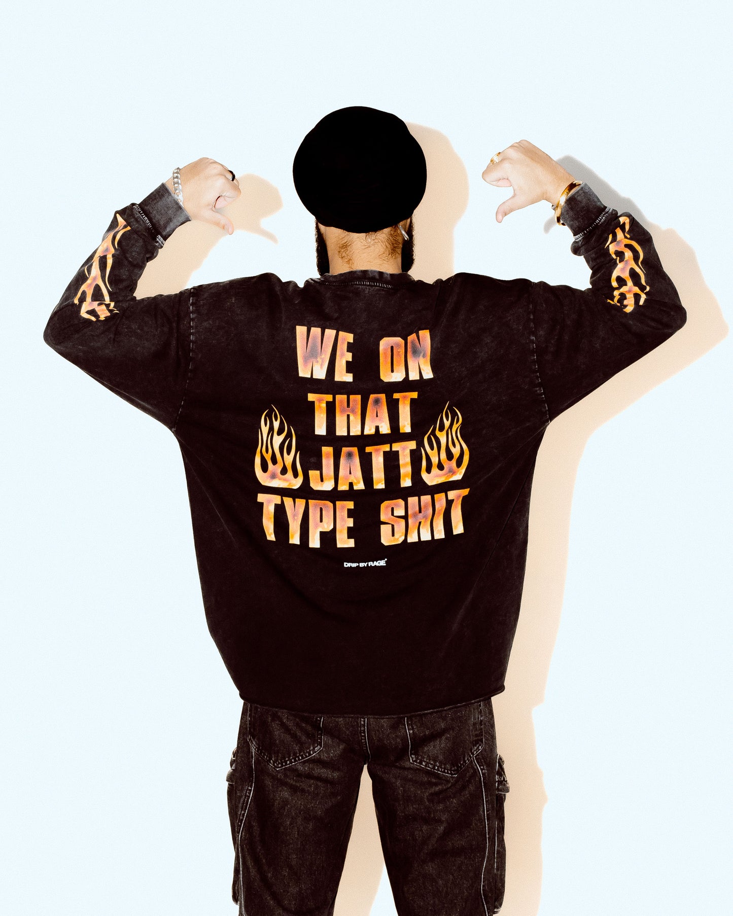 T-shirt à manches longues surdimensionné de style JATT