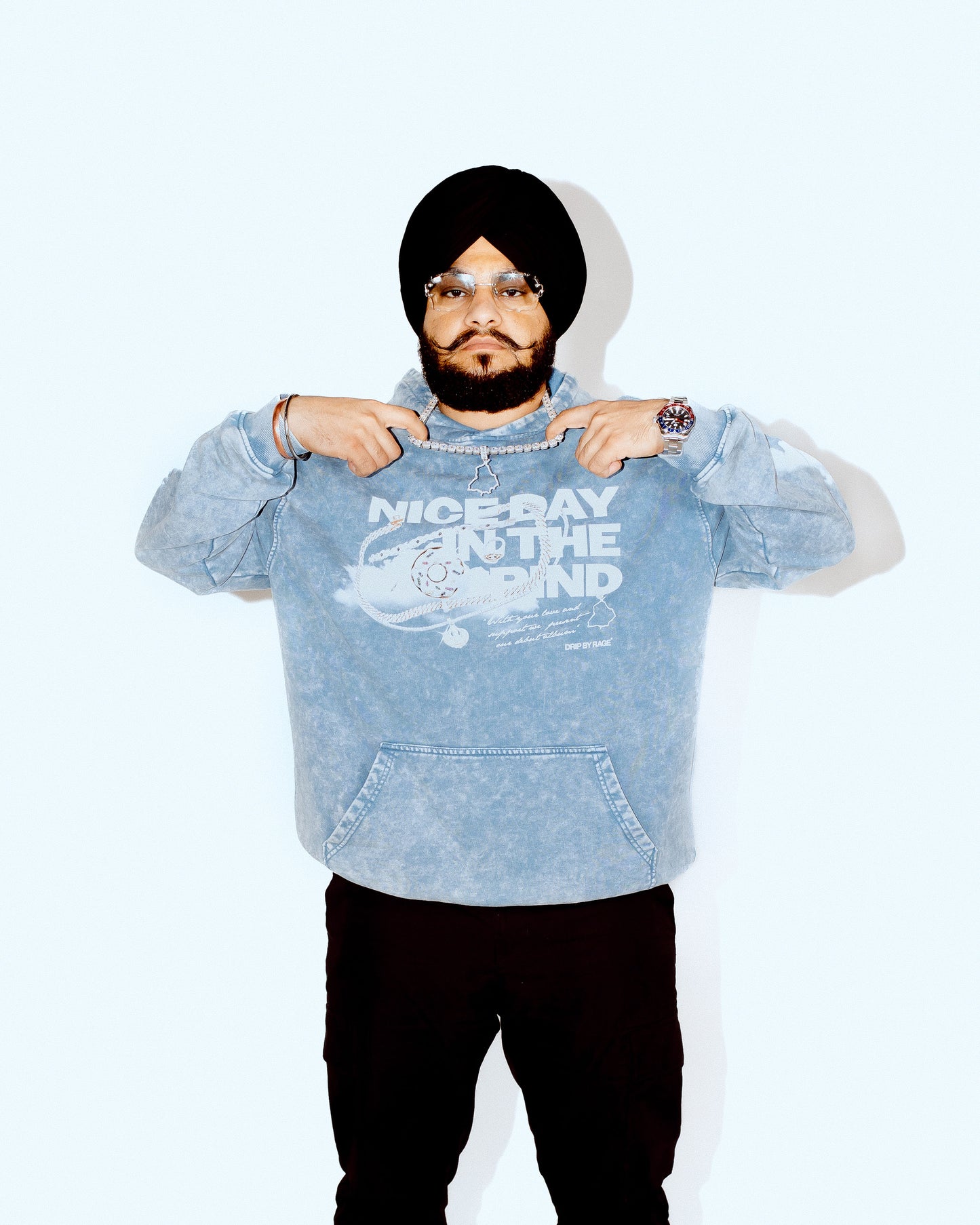 CLOUDY OVERSIZED WASHED HOODIE