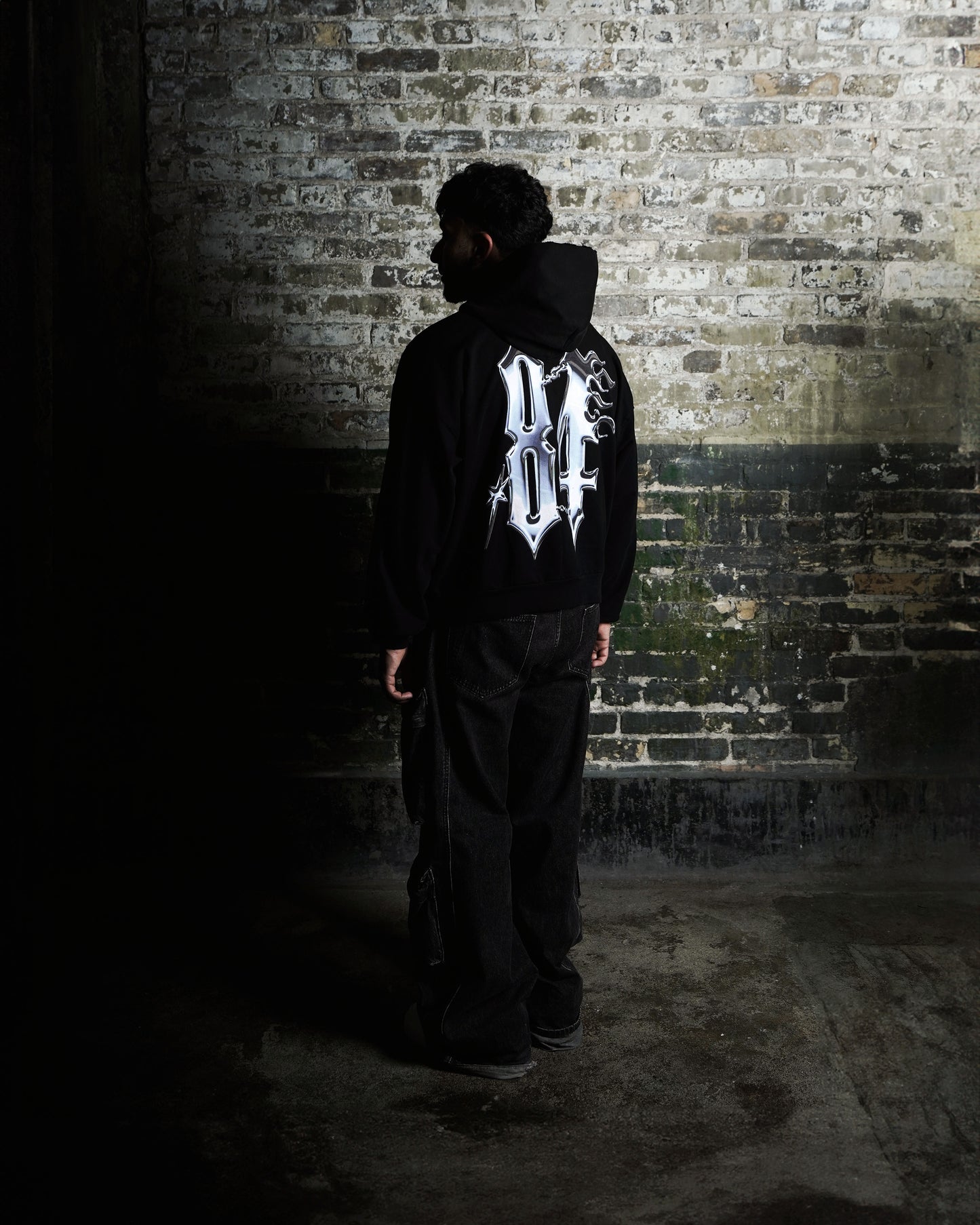 SWEAT À CAPUCHE CHROME OF 84 DRIP BOXY DÉCHIRÉ