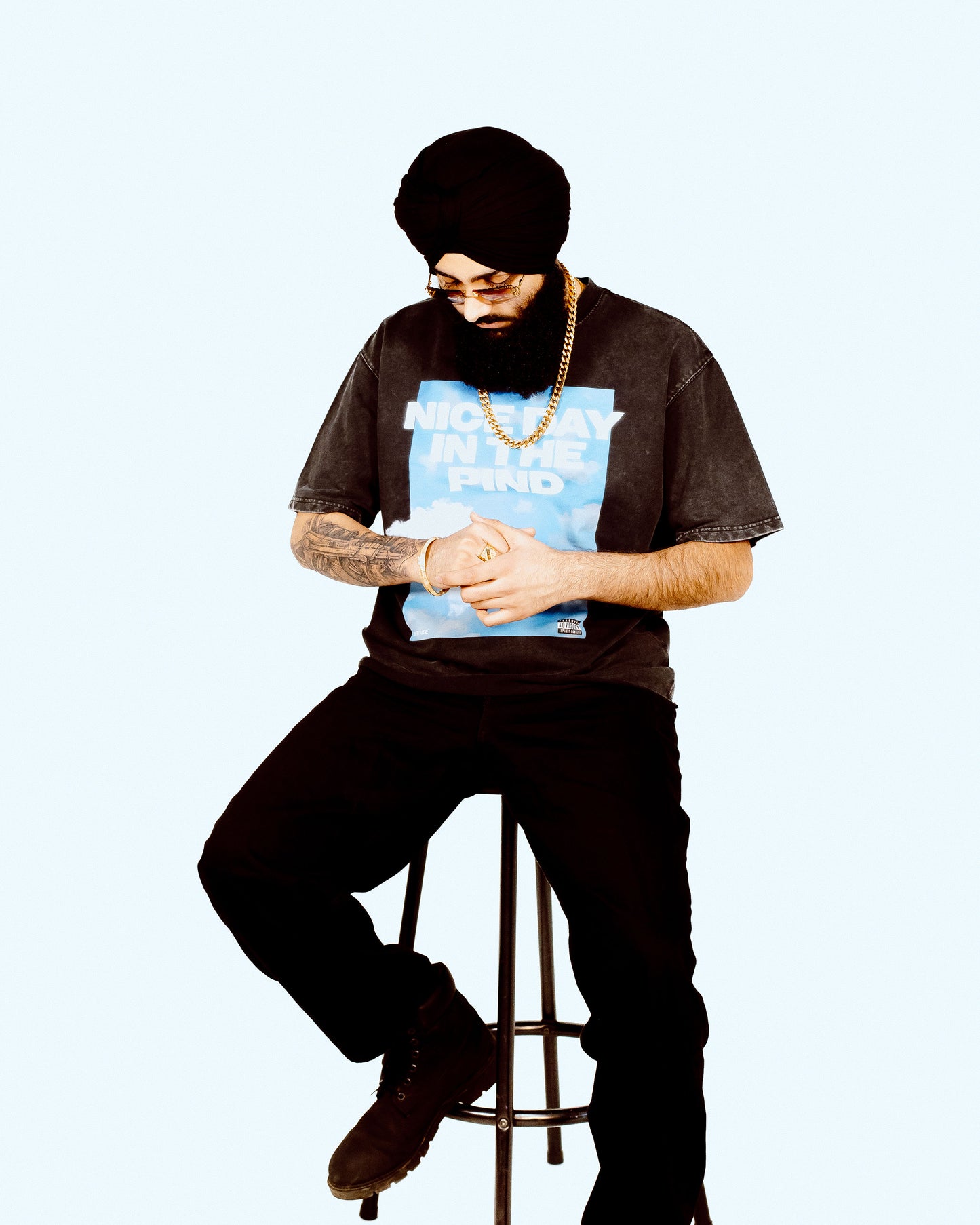 NICE DAY IN THE PIND FADED T-SHIRT