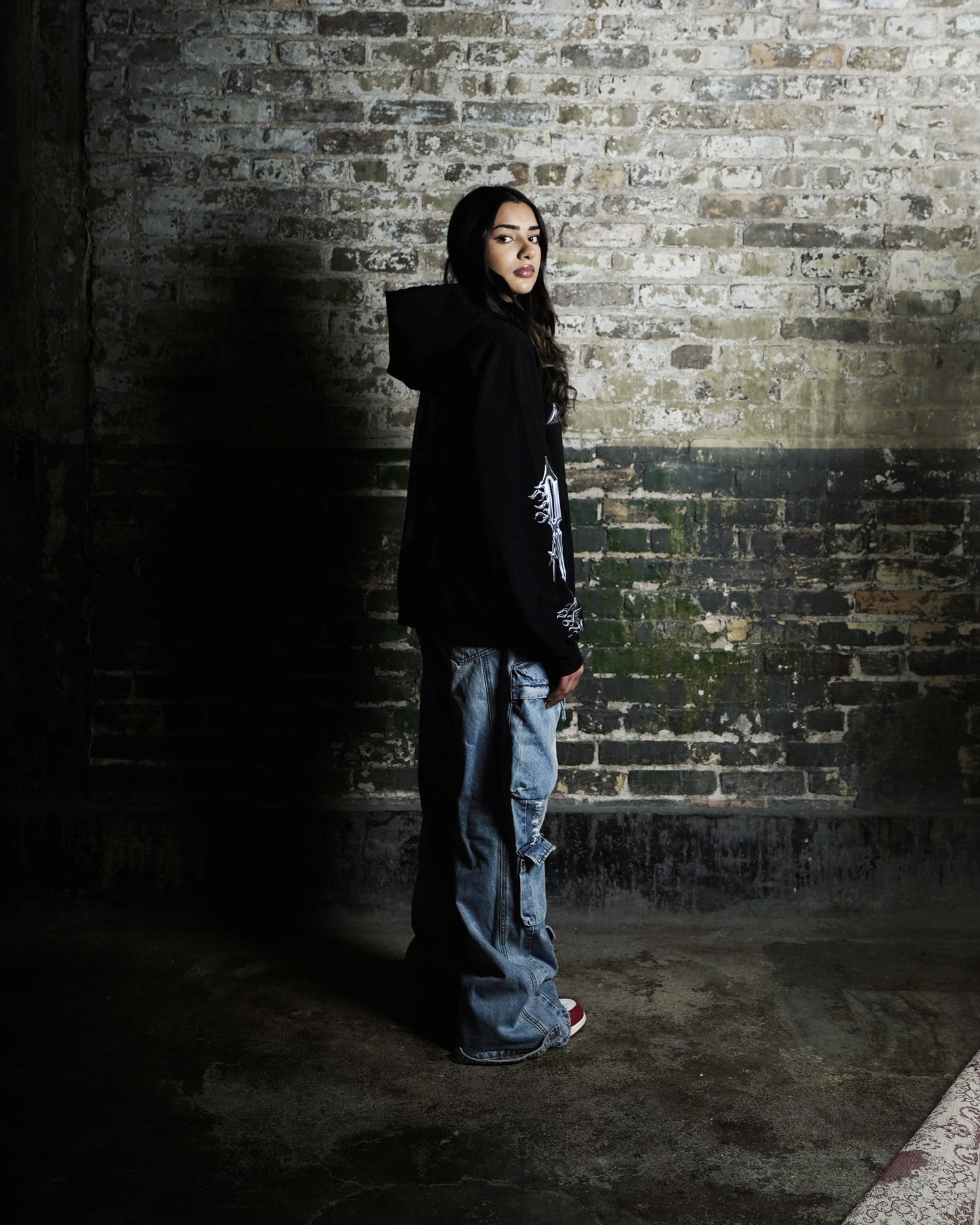 SWEAT À CAPUCHE CHROME OF 84 DRIP BOXY DÉCHIRÉ