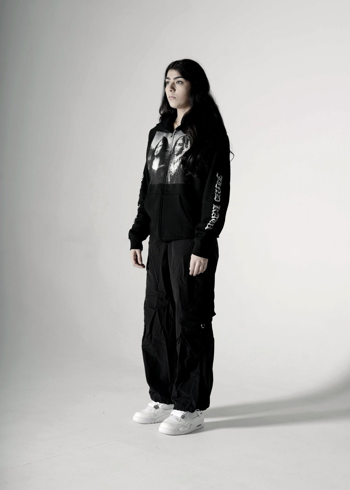 MAHARANI X MONA LISA OVERSIZED FLEECE ZIP-UP HOODIE BLACK - Drip by Rage