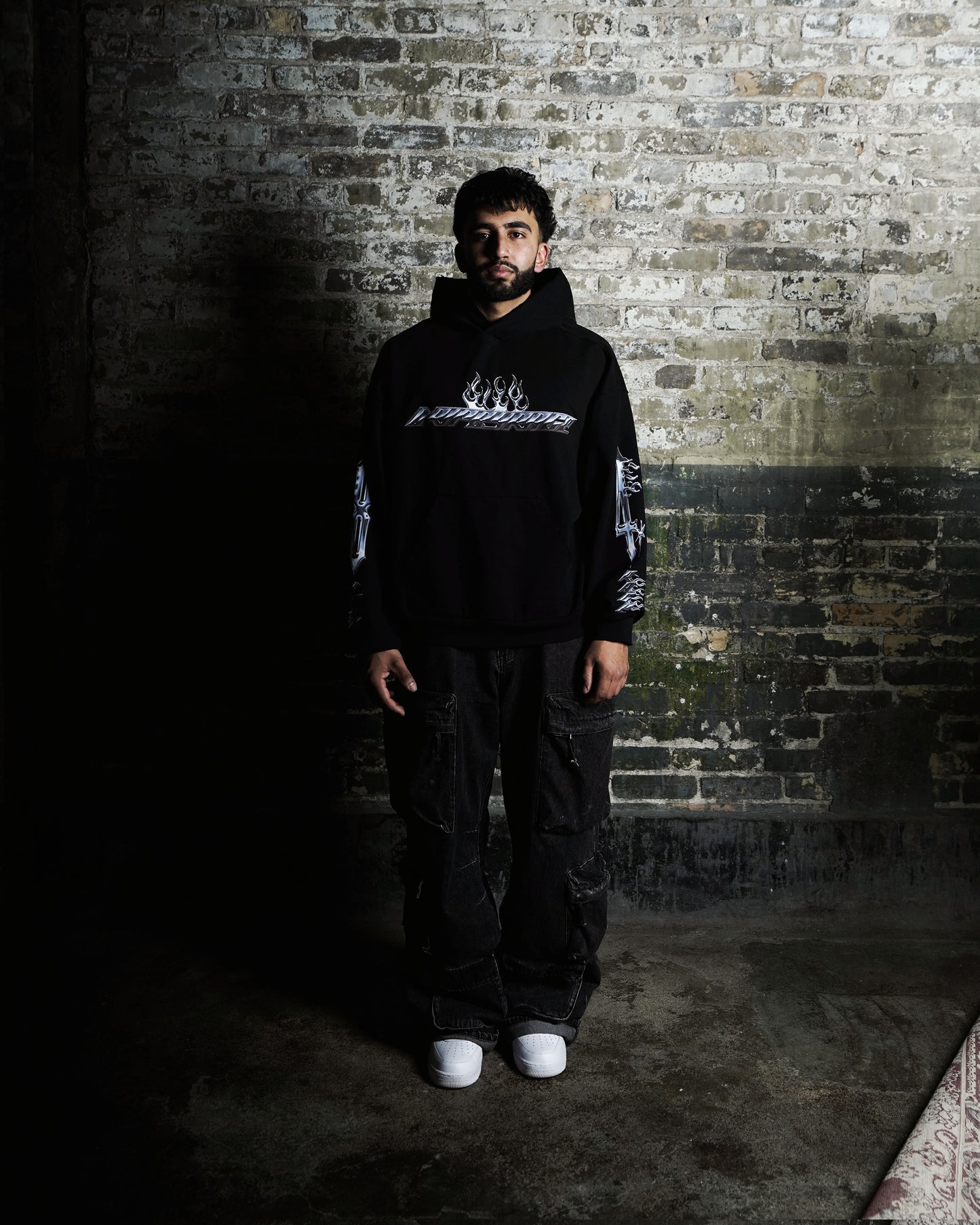 SWEAT À CAPUCHE CHROME OF 84 DRIP BOXY DÉCHIRÉ