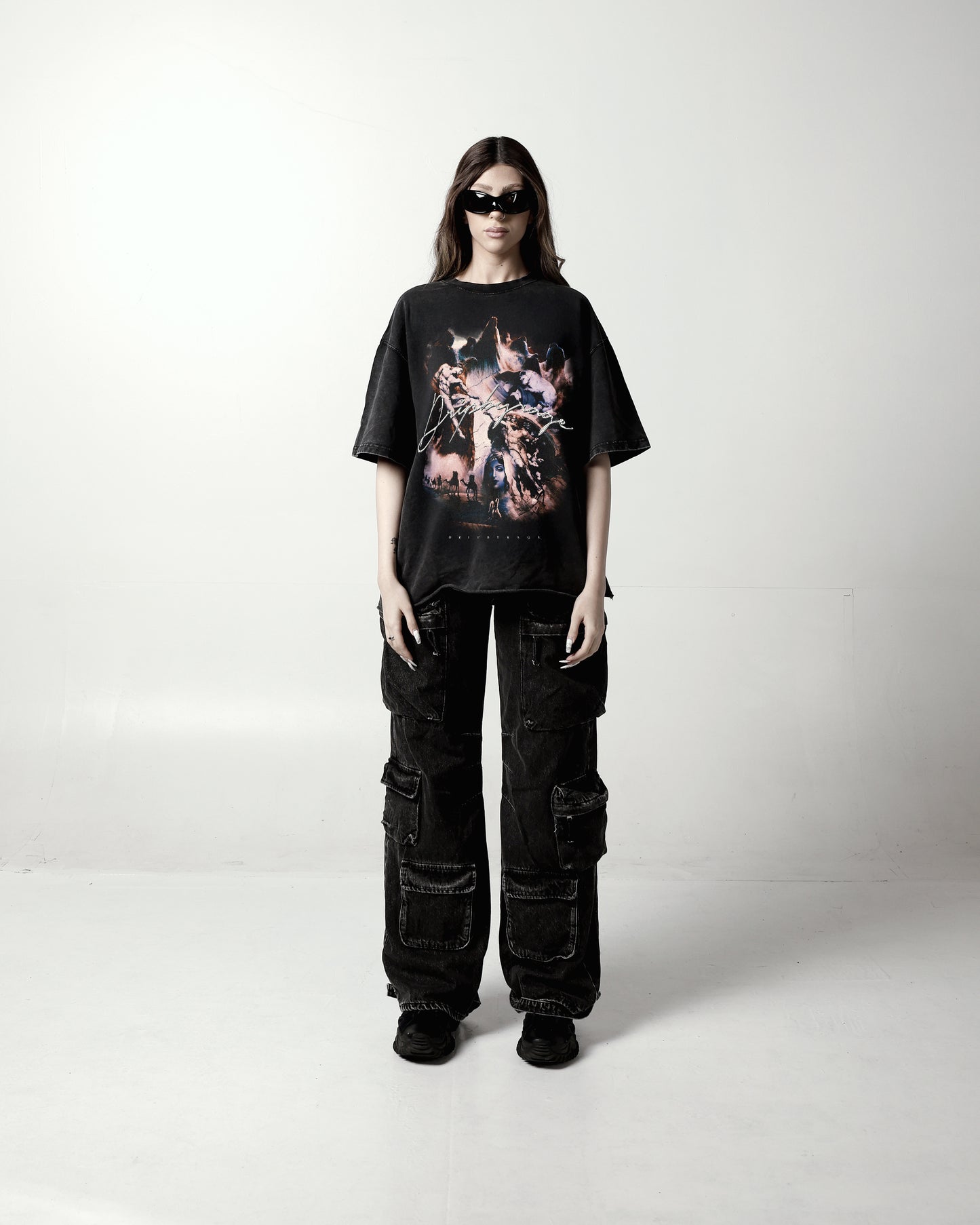 T-shirt surdimensionné délavé avec attachement