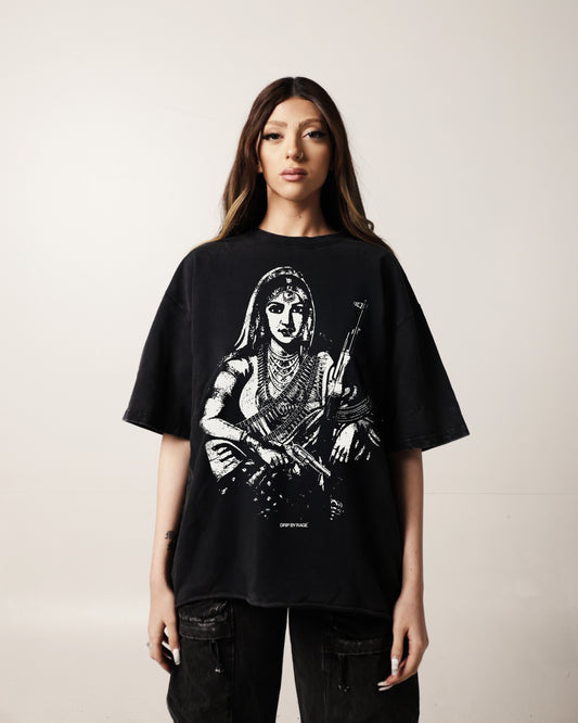 GANGSTER QUEEN II FADED OVERSIZED T-SHIRT