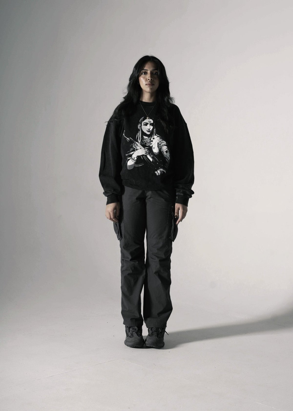 GANGSTER QUEEN OVERSIZED FADED SWEATSHIRT - Drip by Rage