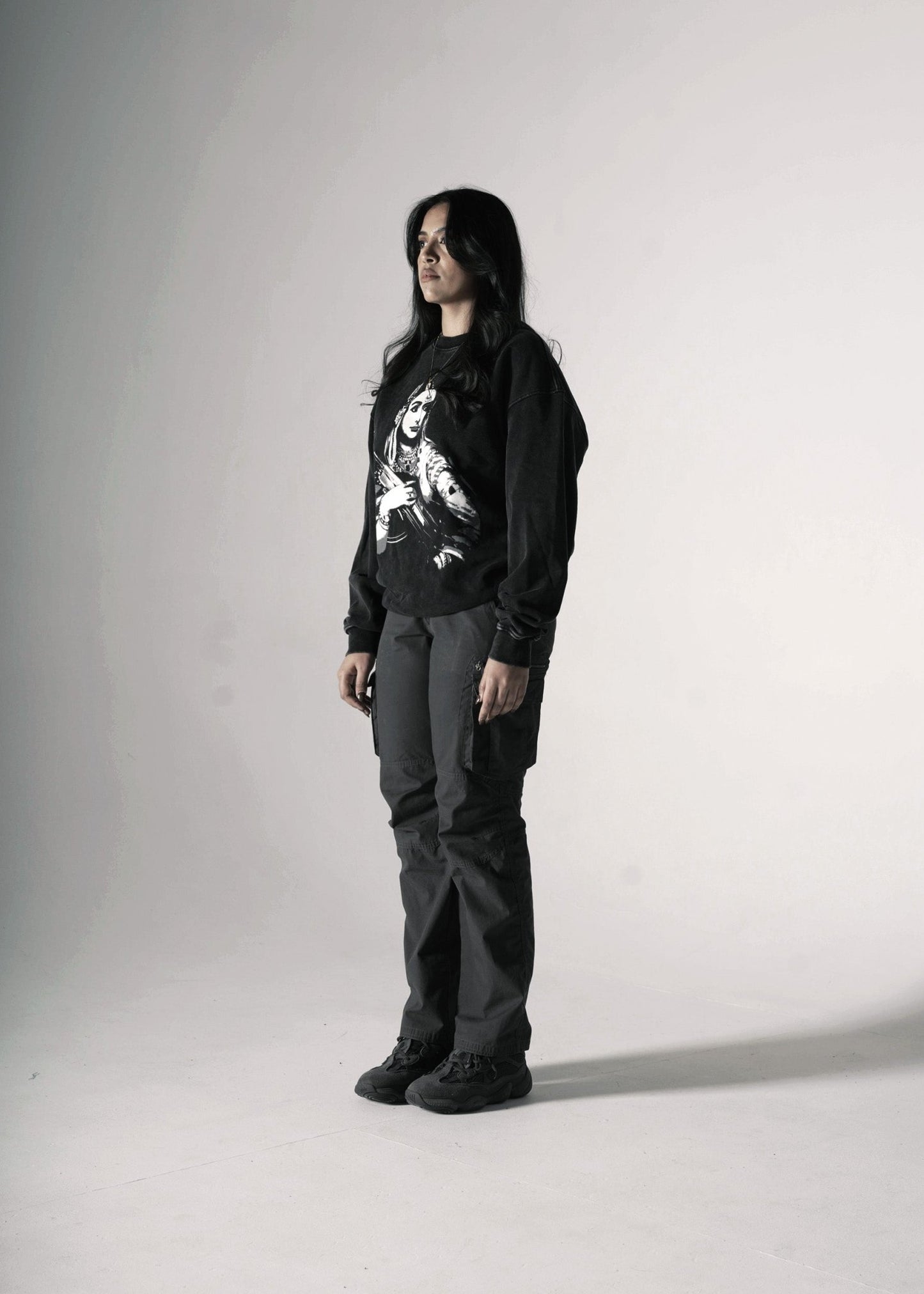 GANGSTER QUEEN OVERSIZED FADED SWEATSHIRT - Drip by Rage