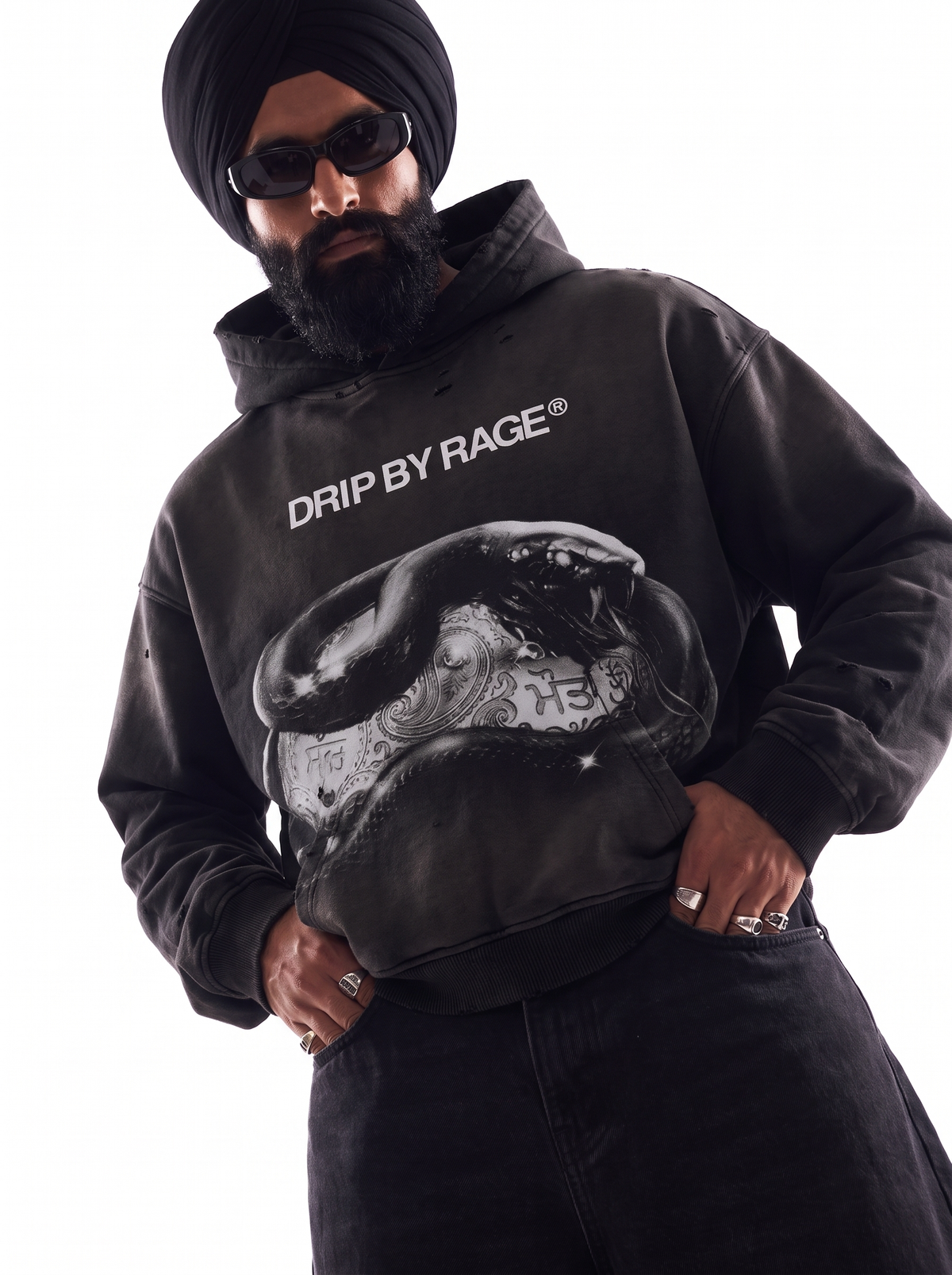 BLACK CHROME DSITRESSED HOODIE