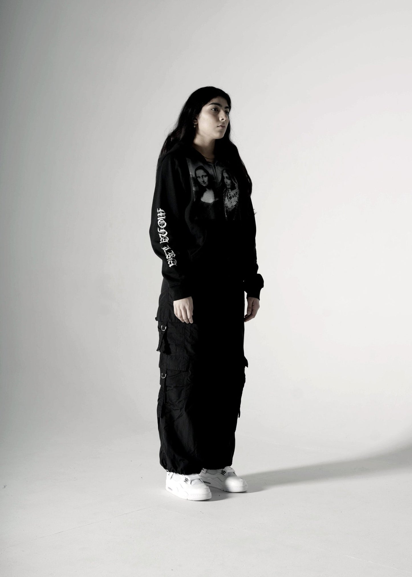 MAHARANI X MONA LISA OVERSIZED FLEECE ZIP-UP HOODIE BLACK - Drip by Rage